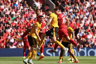 Liverpool vs Wolves (22:00 – 19/05)